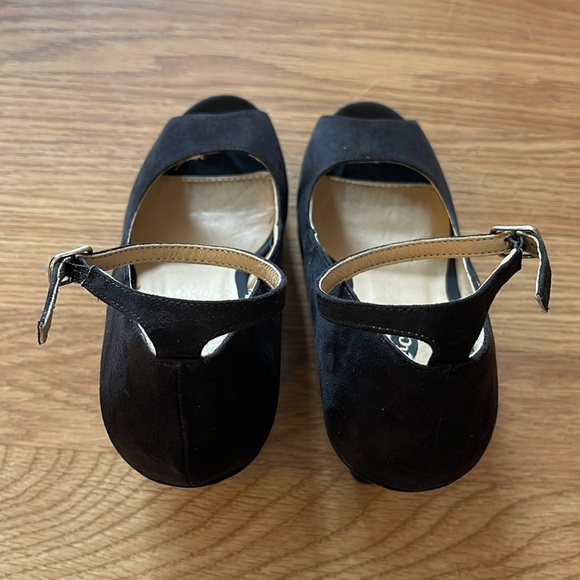 rue21 etc! Women’s 4-inch Ankle Strap Wedges - Picture 8 of 9